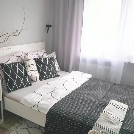 Piekny W Zielonej Dzielnicy Wroclawia Apartment Breslau