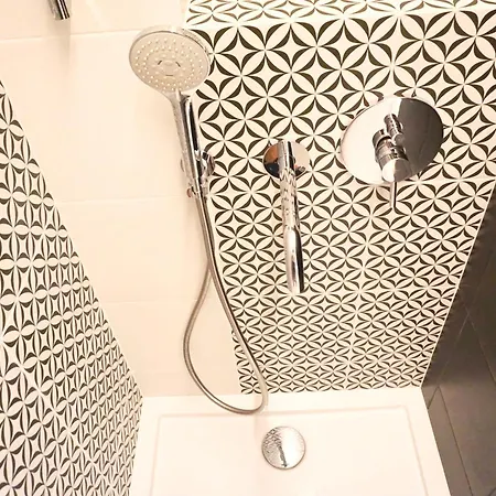 Piekny W Zielonej Dzielnicy Wroclawia Breslau